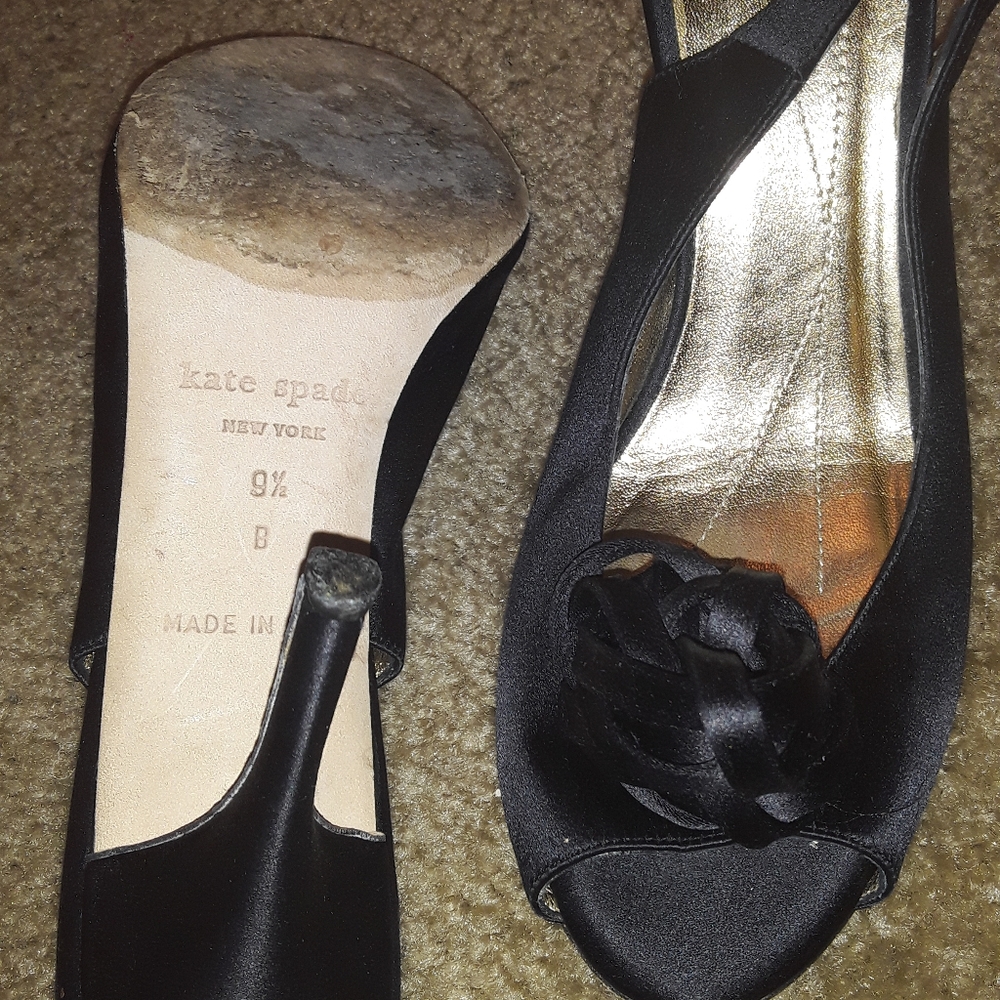 Shoes - Picture 7 of 8